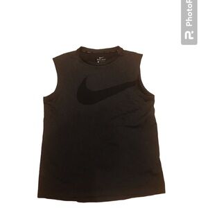 Nike crop top nwot